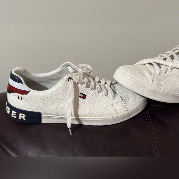 Tommy Hilfiger shoes - Picture 3 of 5